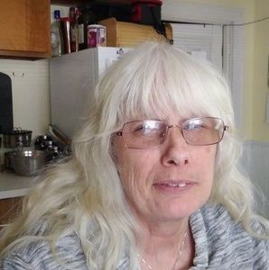 Meet your Posher, Pamela